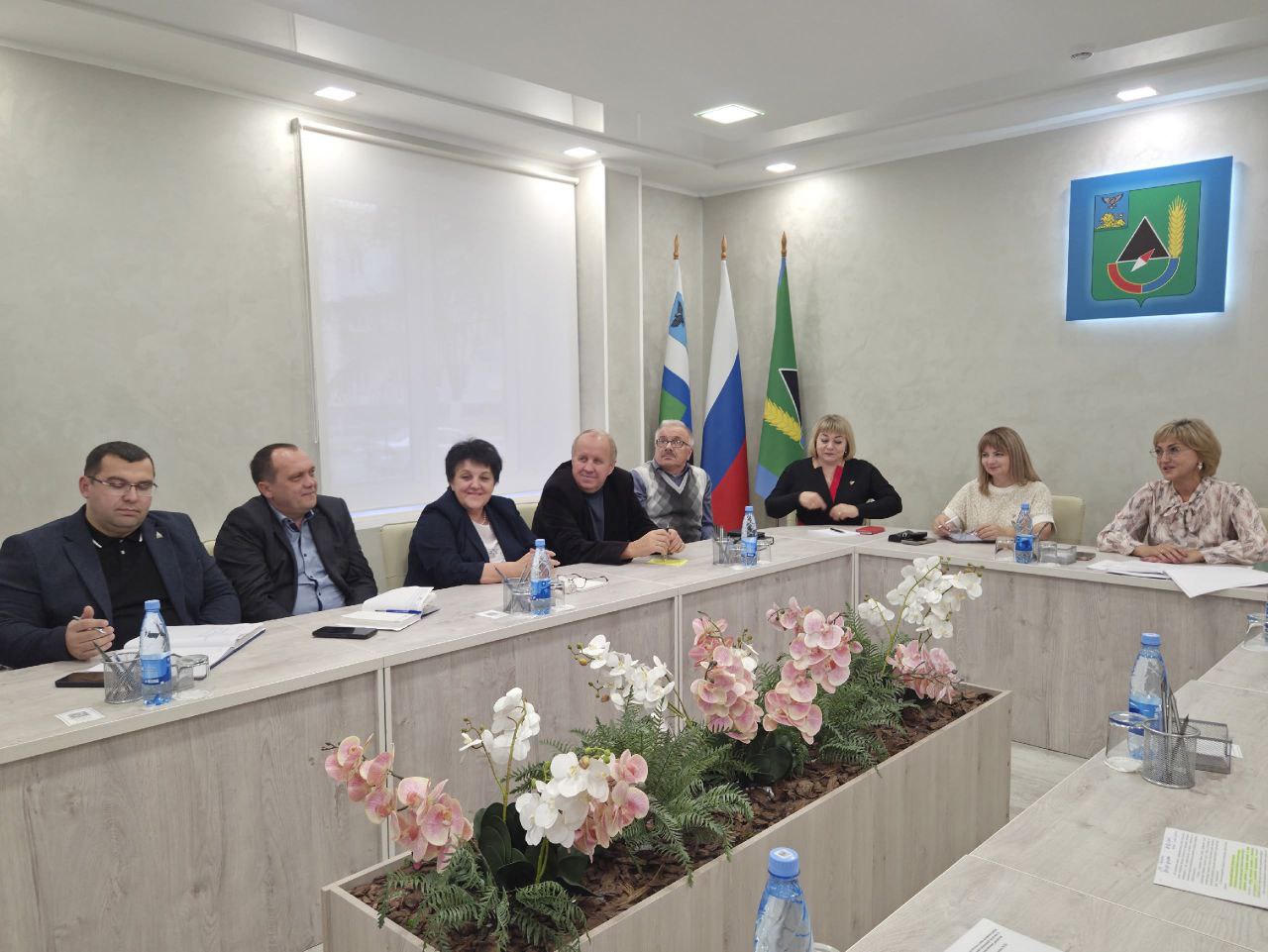 Михаил Лобазнов: В Губкинском городском округе учрежден новый знак отличия «За наставничество» Михаил Лобазнов: В Губкинском городском округе учрежден новый знак отличия «За наставничество»