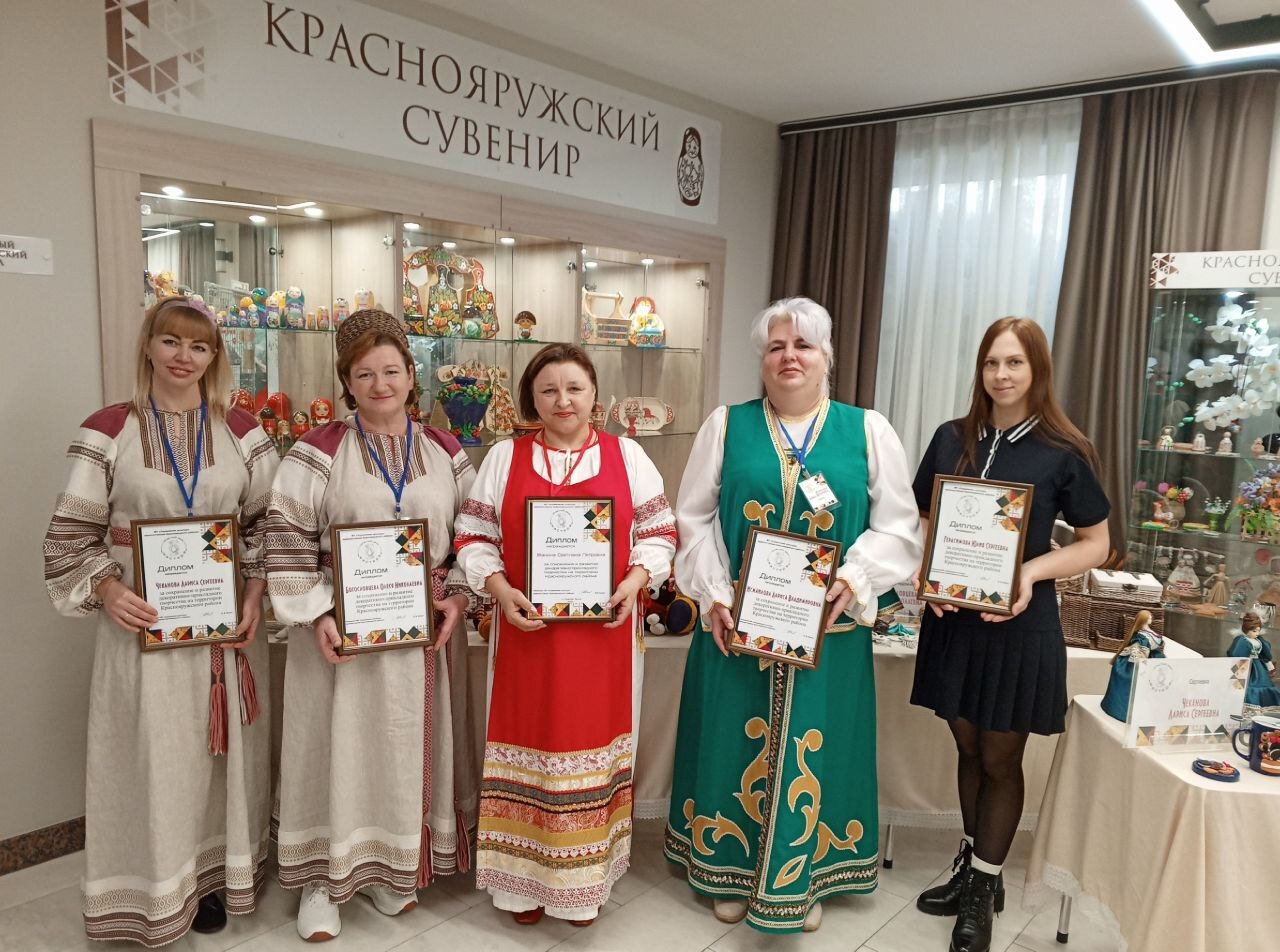 В Красной Яруге отметили областной День мастера В Красной Яруге отметили областной День мастера