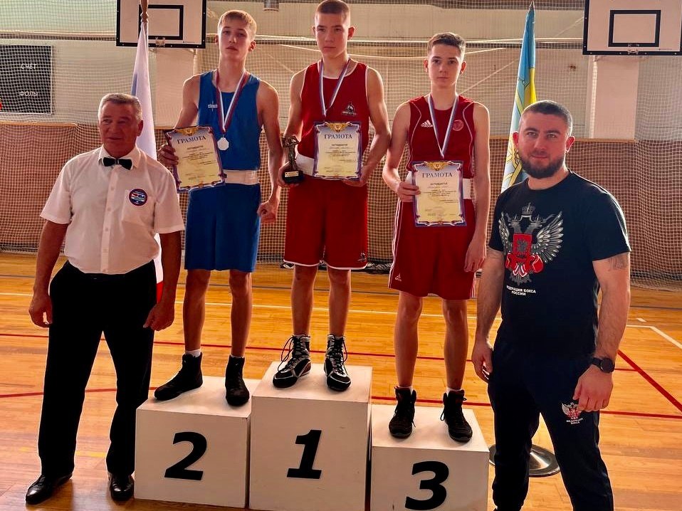 В Богучаре прошёл открытый турнир по боксу «Спорт - норма жизни» В Богучаре прошёл открытый турнир по боксу «Спорт - норма жизни»