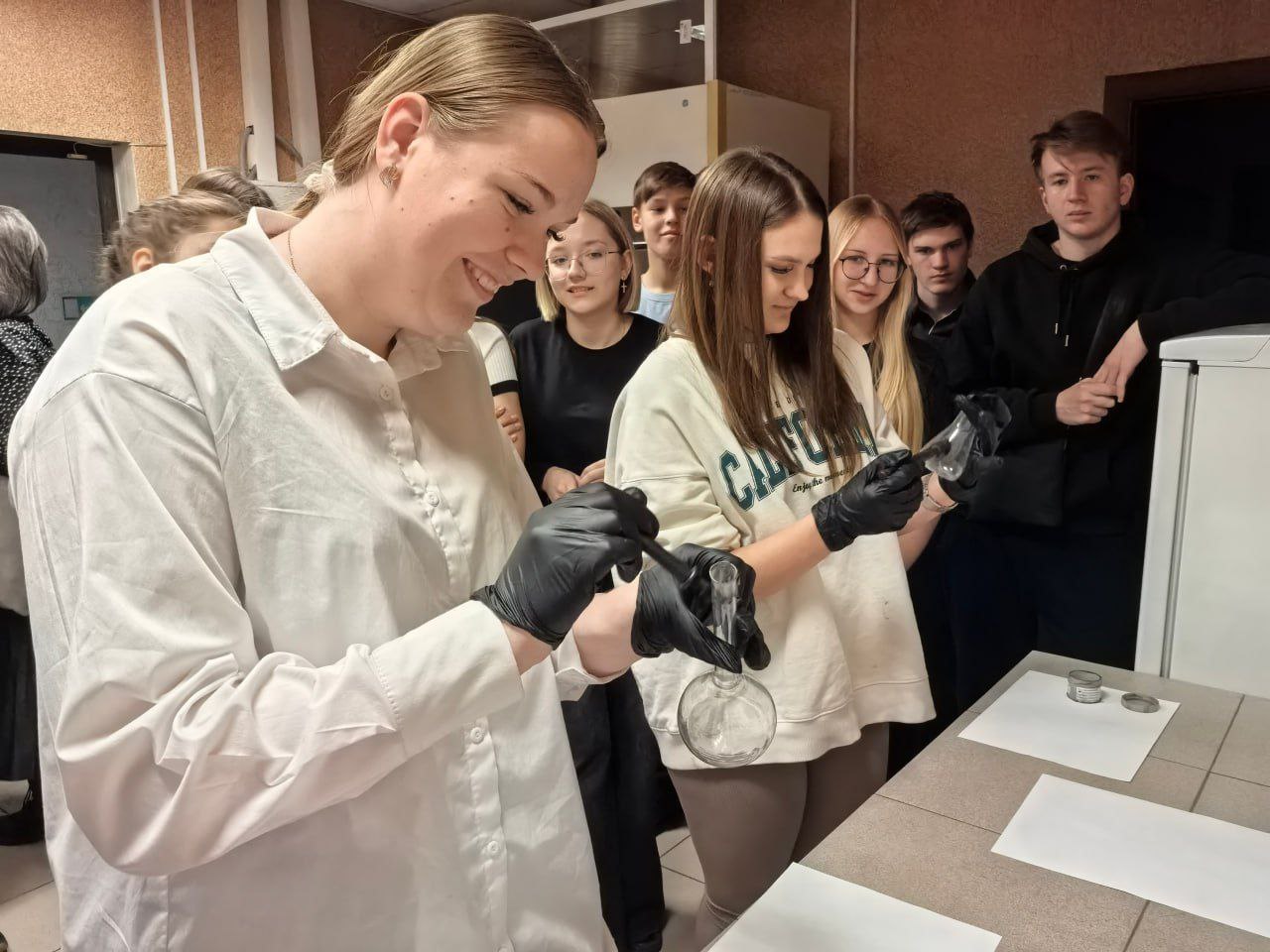 В Кемеровской области школьники познакомились с работой транспортной полиции В Кемеровской области школьники познакомились с работой транспортной полиции