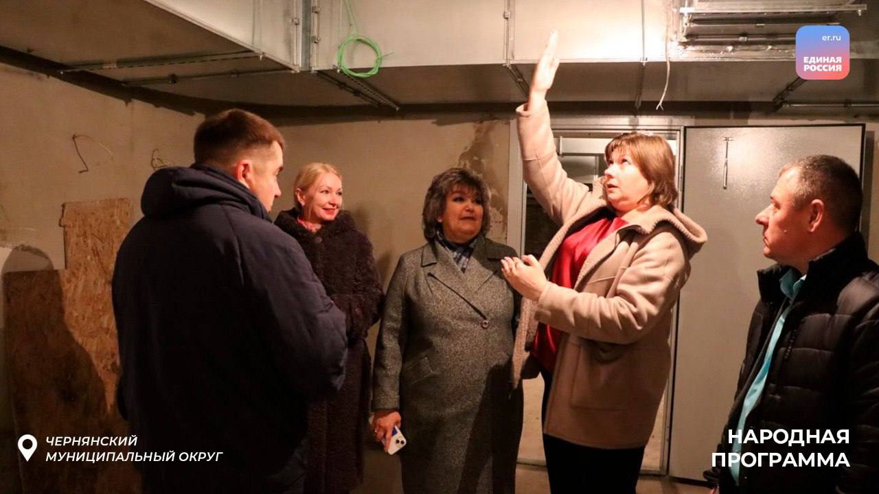 В Чернянке партийный десант контролирует ход капитального ремонта ФОКа В Чернянке партийный десант контролирует ход капитального ремонта ФОКа