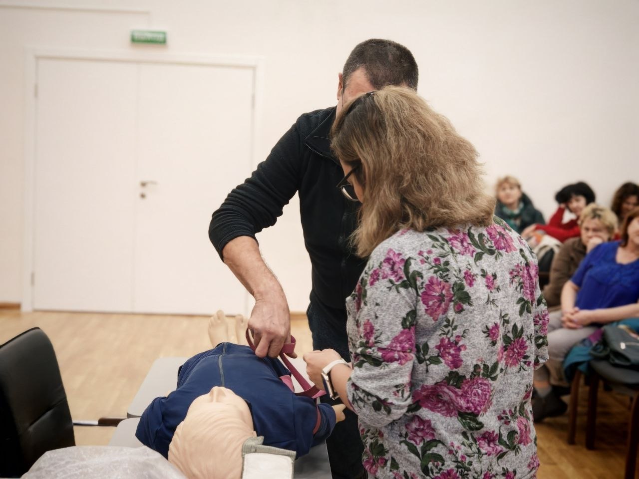 Педагоги Головчинской школы освоили важные навыки тактической медицины Педагоги Головчинской школы освоили важные навыки тактической медицины