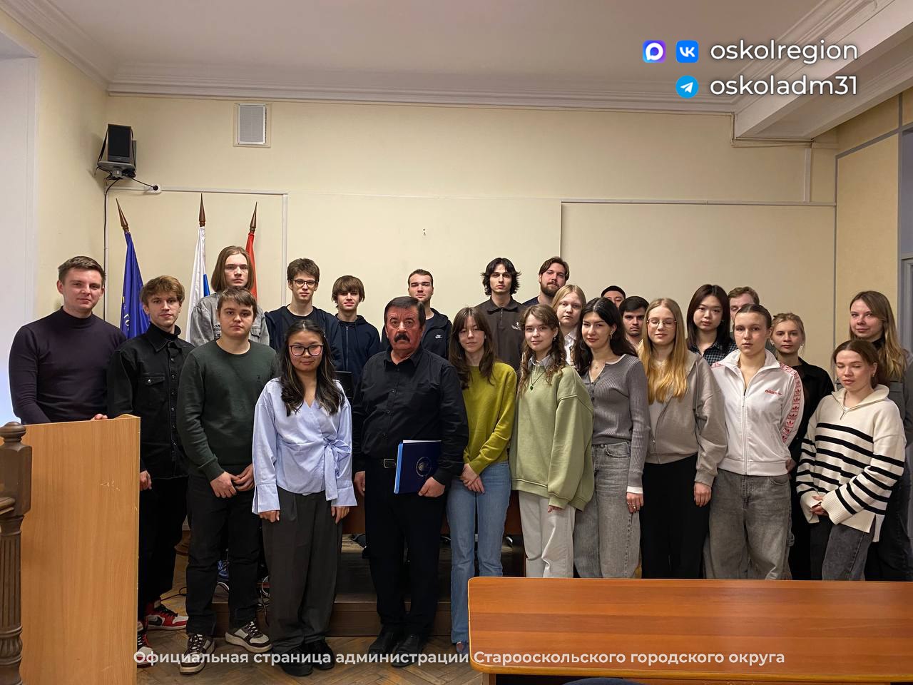 В Российском государственном гуманитарном университете прошло научнообразовательное кросскультурное мероприятие, объединившее школьников, студентов и преподавателей