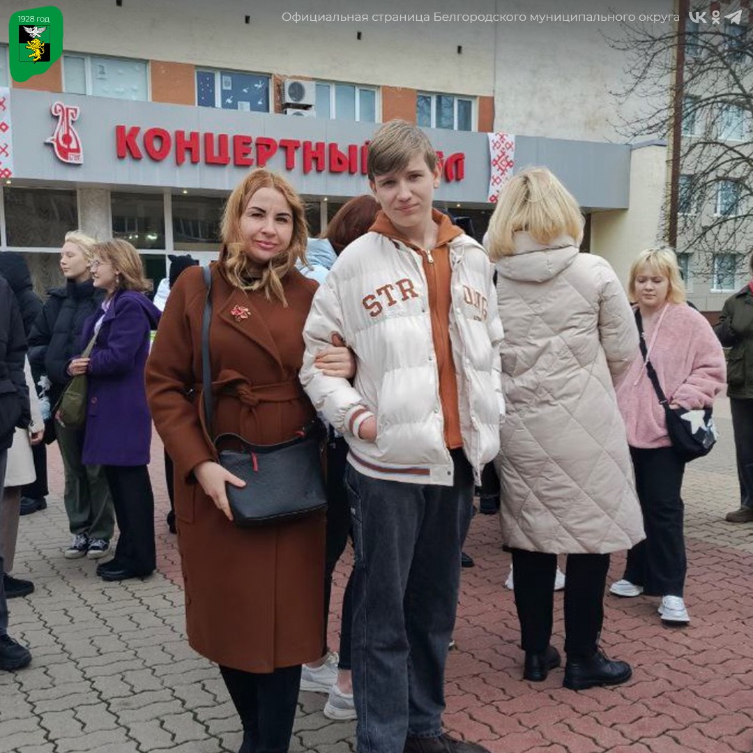 Школьники знакомятся с будущими профессиями в рамках профориентационной программы Школьники знакомятся с будущими профессиями в рамках профориентационной программы