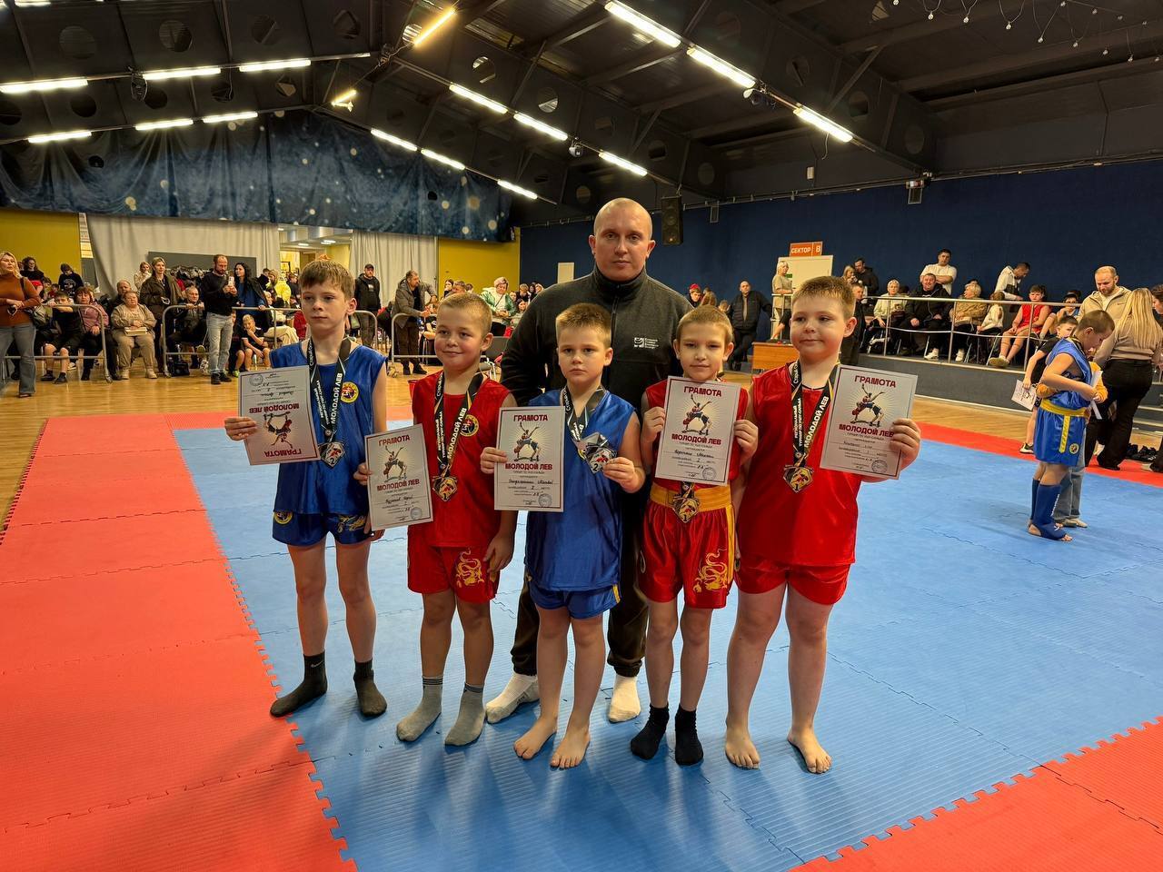 В Старом Осколе прошел межрегиональный турнир по ушу-саньда «Молодой лев»