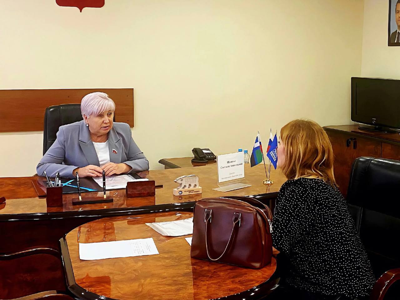 Депутаты областной Думы продолжают активно оказывать содействие в решении проблем земляков Депутаты областной Думы продолжают активно оказывать содействие в решении проблем земляков