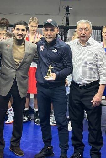 Воспитанник шебекинского клуба «ГорТехКомплек» Арсен Гаспарян достойно выступил на V Турнире по боксу памяти Героя СССР Бауыржана Момышулы в Москве Воспитанник шебекинского клуба «ГорТехКомплек» Арсен Гаспарян достойно выступил на V Турнире по боксу памяти Героя СССР Бауыржана Момышулы в Москве