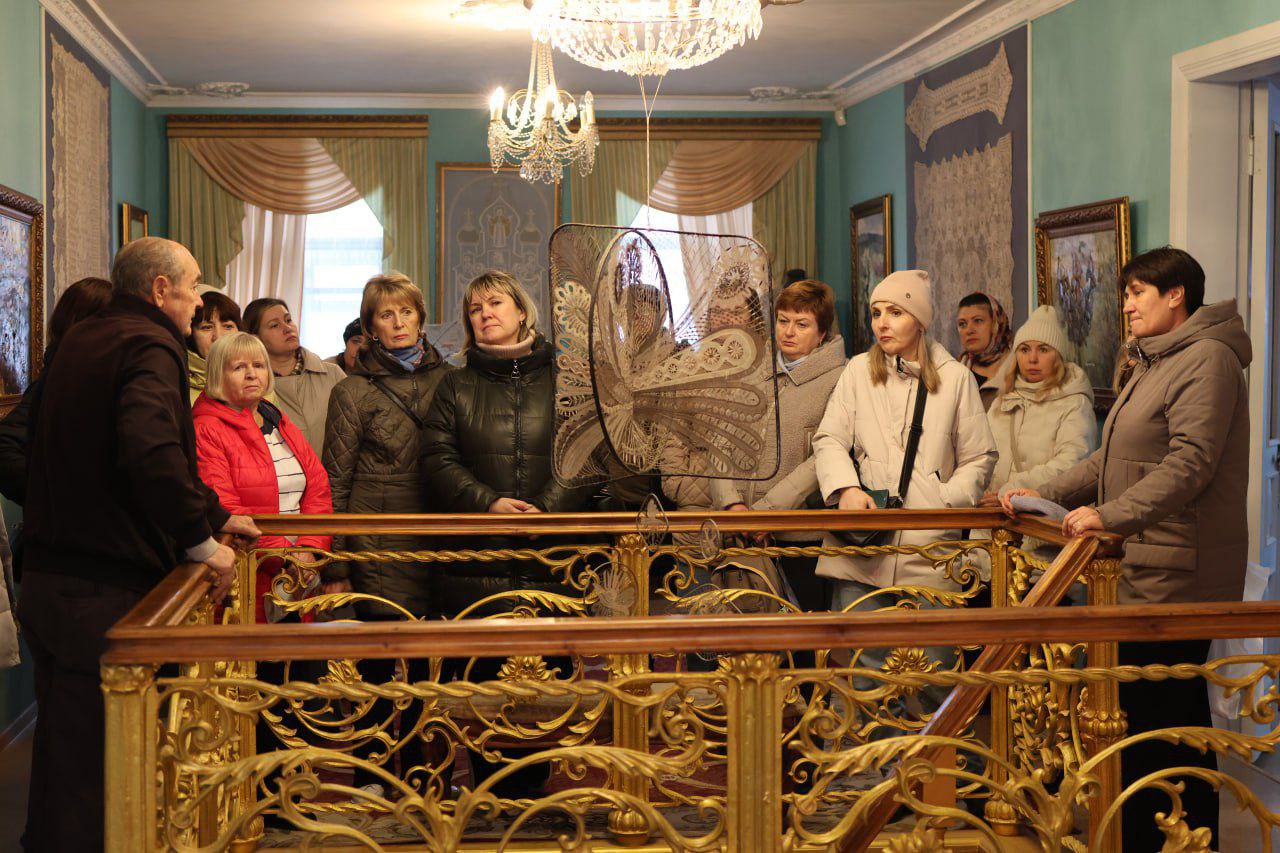 Олег Медведев: 8-9 ноября 2025 года профсоюзный актив Яковлевской территориальной организации Общероссийского Профсоюза образования совершил увлекательный тур "Жемчужины Липецкой земли" Олег Медведев: 8-9 ноября 2025 года профсоюзный актив Яковлевской территориальной организации Общероссийского Профсоюза образования совершил увлекательный тур "Жемчужины Липецкой земли"