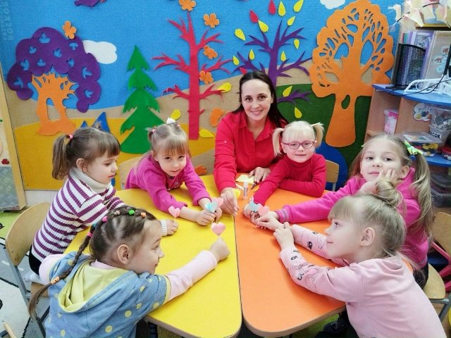 Социально-реабилитационный центр для несовершеннолетних внесён во Всероссийскую Книгу Почёта Социально-реабилитационный центр для несовершеннолетних внесён во Всероссийскую Книгу Почёта