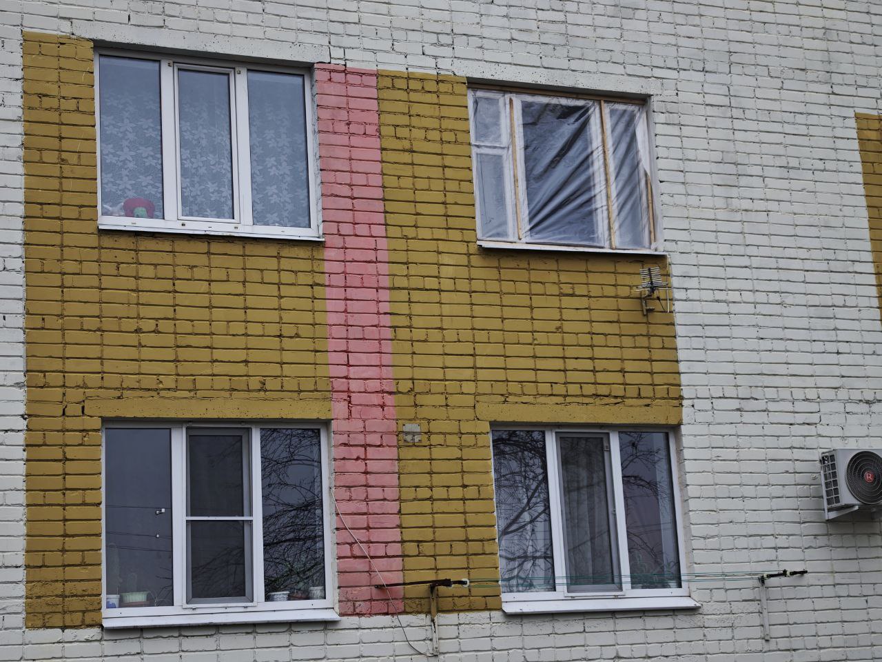 Николай Нестеров: Делюсь обновлённой информацией о последствиях атаки вражеских беспилотников по территории нашего округа 17 ноября 2025 года Николай Нестеров: Делюсь обновлённой информацией о последствиях атаки вражеских беспилотников по территории нашего округа 17 ноября 2025 года