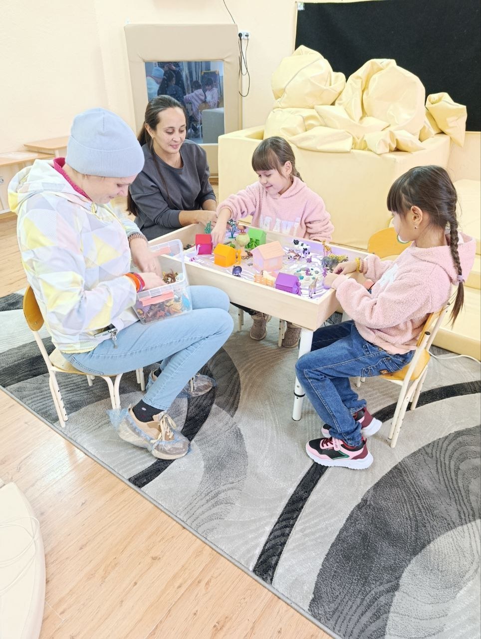 Социально-реабилитационный центр для несовершеннолетних внесён во Всероссийскую Книгу Почёта Социально-реабилитационный центр для несовершеннолетних внесён во Всероссийскую Книгу Почёта