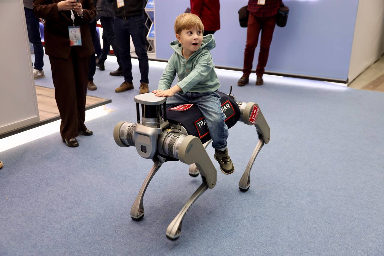 Руководители УТ МВД России по ЦФО посетили Международный форум и выставку «Транспорт России-2025» Руководители УТ МВД России по ЦФО посетили Международный форум и выставку «Транспорт России-2025»