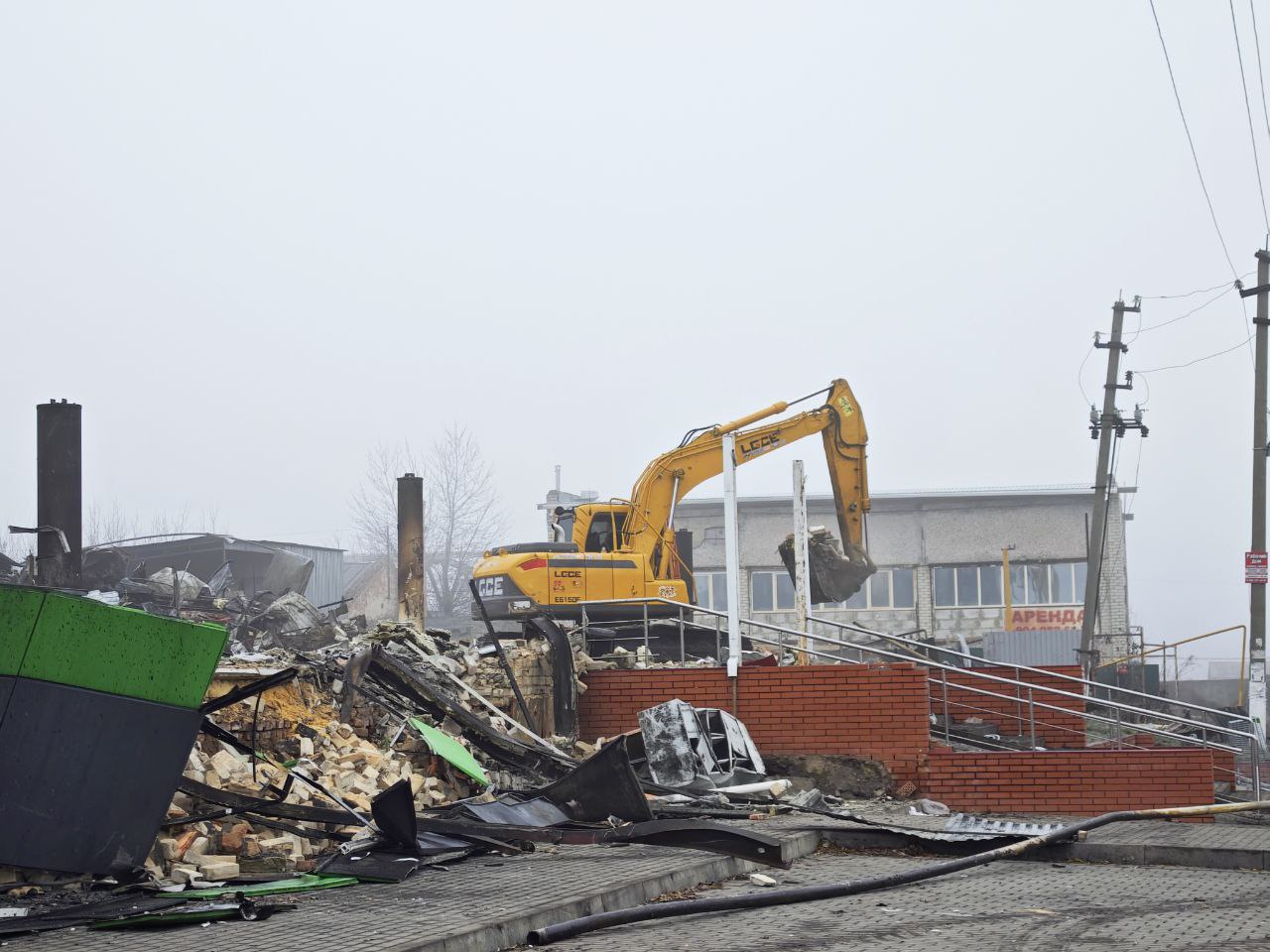 Николай Нестеров: Провёл рабочее совещание на коммерческих объектах, пострадавших в вследствие недавней вражеской атаки Николай Нестеров: Провёл рабочее совещание на коммерческих объектах, пострадавших в вследствие недавней вражеской атаки