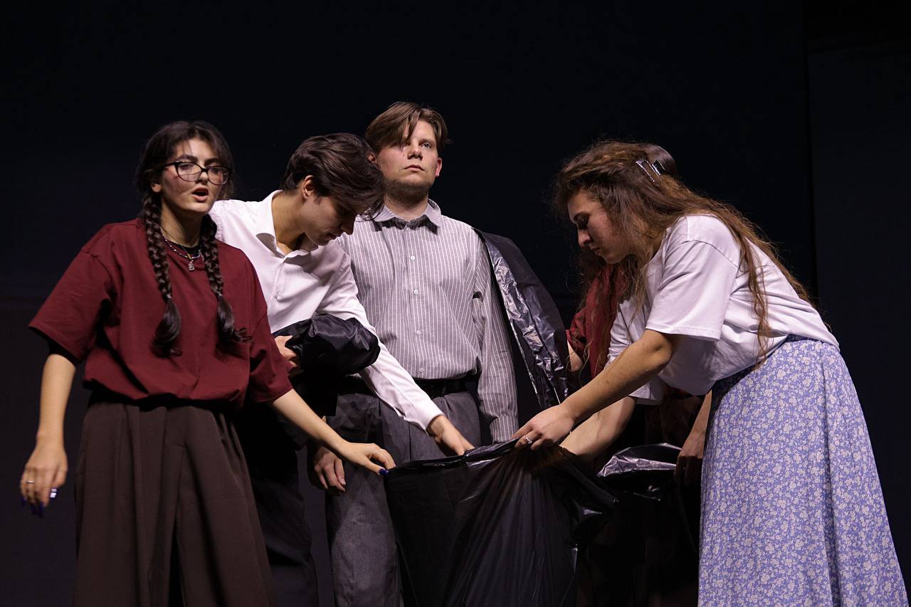 Татьяна Киреева: На этих выходных в областном Центре молодёжных инициатив прошла премьера пятого спектакля в рамках проекта «Арт-лаборатория молодых творцов «Пограничное искусство: Курск и Белгород», реализуемого при... Татьяна Киреева: На этих выходных в областном Центре молодёжных инициатив прошла премьера пятого спектакля в рамках проекта «Арт-лаборатория молодых творцов «Пограничное искусство: Курск и Белгород», реализуемого при...