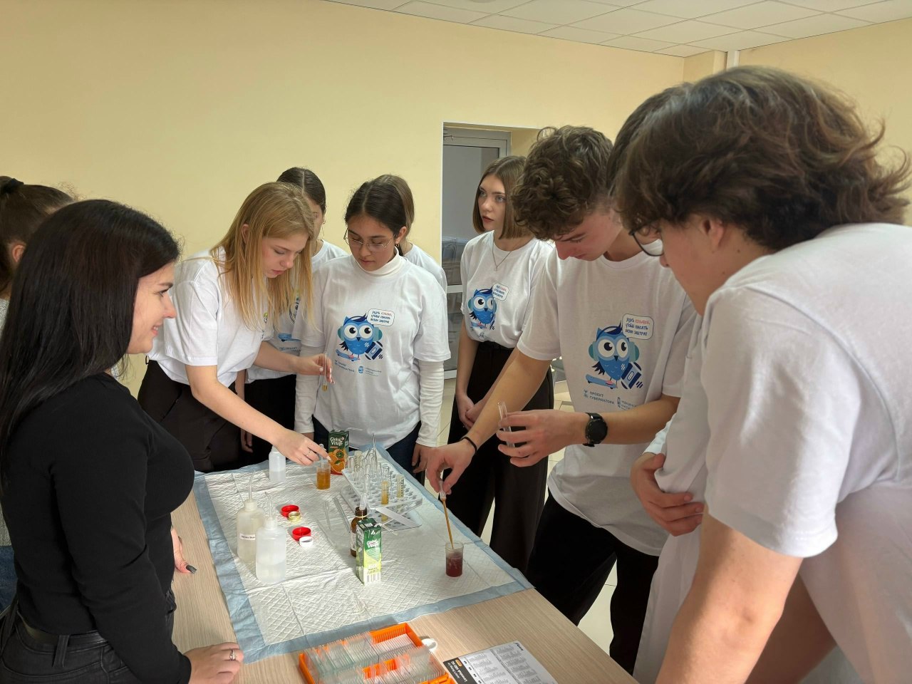 Владимир Переверзев: Учащиеся 10 и 11 медицинских классов школы №2 поселка Борисовка в рамках губернаторского проекта «Медицинские классы» активно участвуют в профориентационных «Университетских субботах», которые проводит... Владимир Переверзев: Учащиеся 10 и 11 медицинских классов школы №2 поселка Борисовка в рамках губернаторского проекта «Медицинские классы» активно участвуют в профориентационных «Университетских субботах», которые проводит...