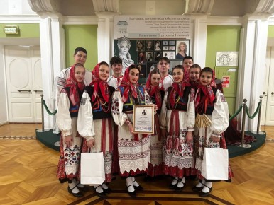 Андрей Миськов: В минувшие выходные в Притамбовье прошел III-й Всероссийский фестиваль-конкурс «Тамбовская канарейка», посвященный 110-летию исполнительницы народных песен и частушек Марии Мордасовой