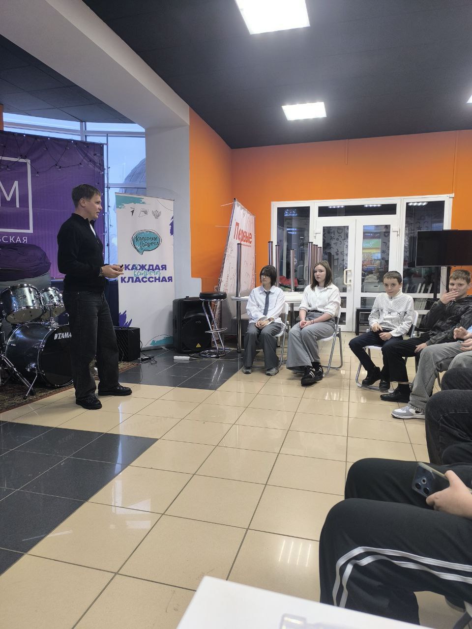 Олег Медведев: Дорогие яковлевцы!. Помните, я рассказывал о старте спортивного проекта «Регби – новые возможности» в Строителе? Одновременно с этим проектом мы активно работали над созданием Детского совета, который будет...