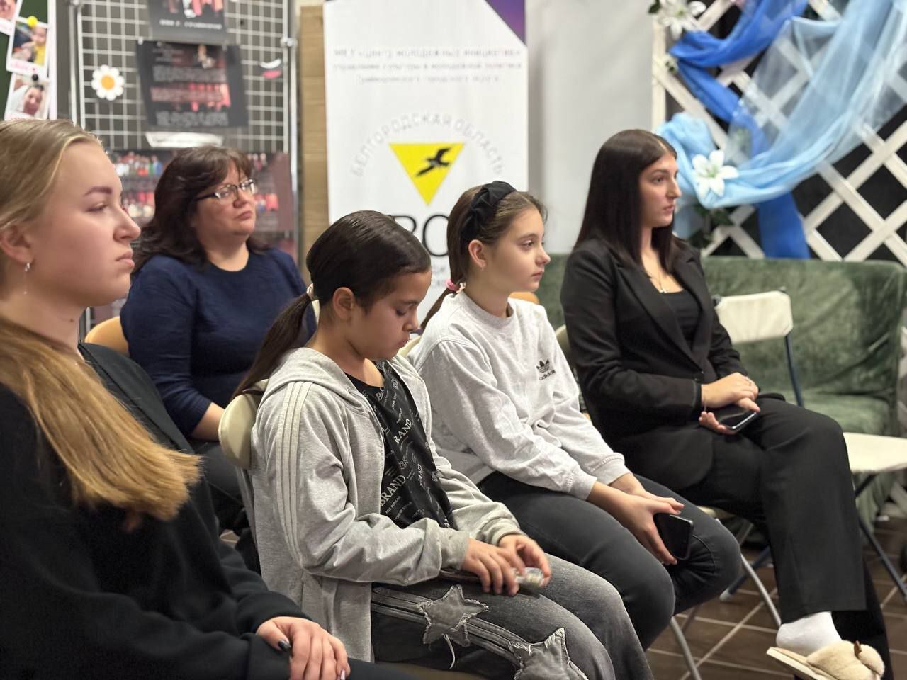 Безопасность на дороге: молодёжь и Госавтоинспекция обсудили важные вопросы Безопасность на дороге: молодёжь и Госавтоинспекция обсудили важные вопросы