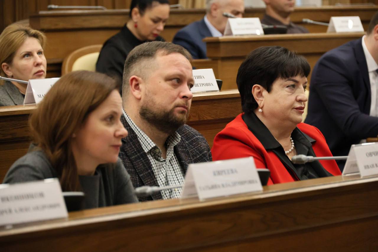 Сегодня в областной Думе под председательством первого вице-спикера регионального заксобрания Елены Батановой состоялась рабочая группа по рассмотрению наказов избирателей, данных в ходе избирательной кампании по выборам... Сегодня в областной Думе под председательством первого вице-спикера регионального заксобрания Елены Батановой состоялась рабочая группа по рассмотрению наказов избирателей, данных в ходе избирательной кампании по выборам...