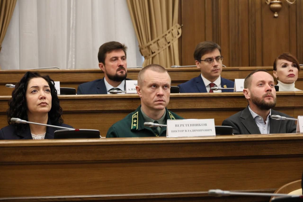 Сегодня в областной Думе под председательством первого вице-спикера регионального заксобрания Елены Батановой состоялась рабочая группа по рассмотрению наказов избирателей, данных в ходе избирательной кампании по выборам... Сегодня в областной Думе под председательством первого вице-спикера регионального заксобрания Елены Батановой состоялась рабочая группа по рассмотрению наказов избирателей, данных в ходе избирательной кампании по выборам...