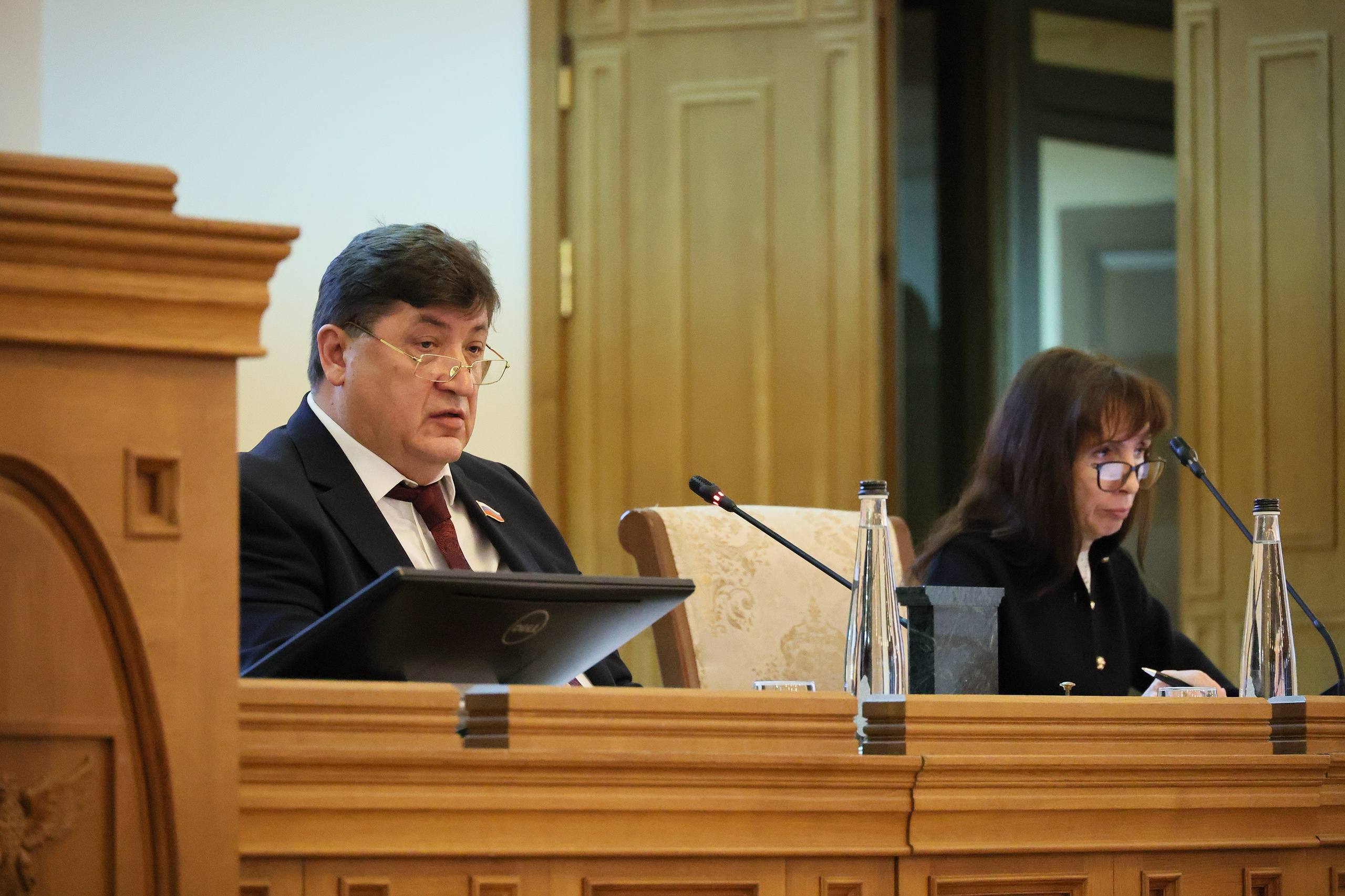 Юрий Клепиков: Ещё один принятый сегодня закон области устанавливает на 2026 год коэффициент, исходя из которого определяется размер стоимости патента по налогу на доходы физических лиц у иностранных граждан