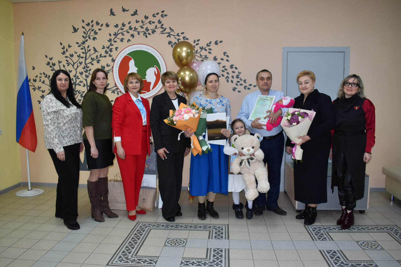 Друзья! У нас есть замечательная новость: в семье Алексея и Оксаны Поповых из села Лаптевка родился восьмой ребёнок Друзья! У нас есть замечательная новость: в семье Алексея и Оксаны Поповых из села Лаптевка родился восьмой ребёнок