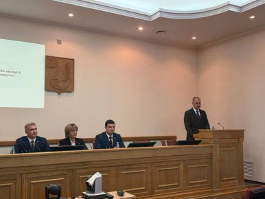 Сегодня состоялось внеочередное заседание Совета депутатов, на котором меня назначили временно исполняющим полномочия главы администрации Губкинского городского округа