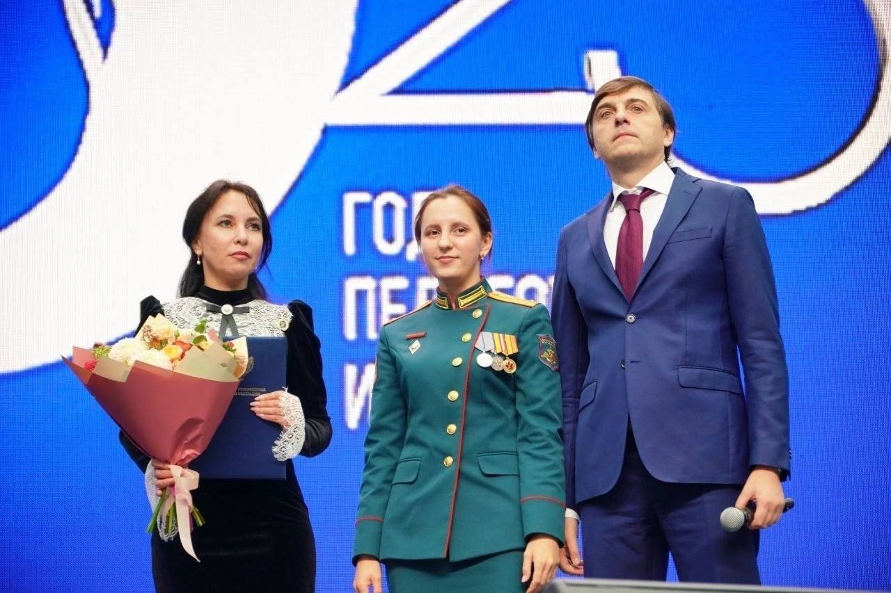 МЕДАЛЬ «ЗА ОТВАГУ»: КАК ХРУПКАЯ МАШЕНЬКА ИЗ АРДОНА СТАЛА ВОЕННЫМ ВРАЧОМ И СПАСЛА СОСЛУЖИВЦЕВ В ХОДЕ СПЕЦОПЕРАЦИИ НА УКРАИНЕ МЕДАЛЬ «ЗА ОТВАГУ»: КАК ХРУПКАЯ МАШЕНЬКА ИЗ АРДОНА СТАЛА ВОЕННЫМ ВРАЧОМ И СПАСЛА СОСЛУЖИВЦЕВ В ХОДЕ СПЕЦОПЕРАЦИИ НА УКРАИНЕ