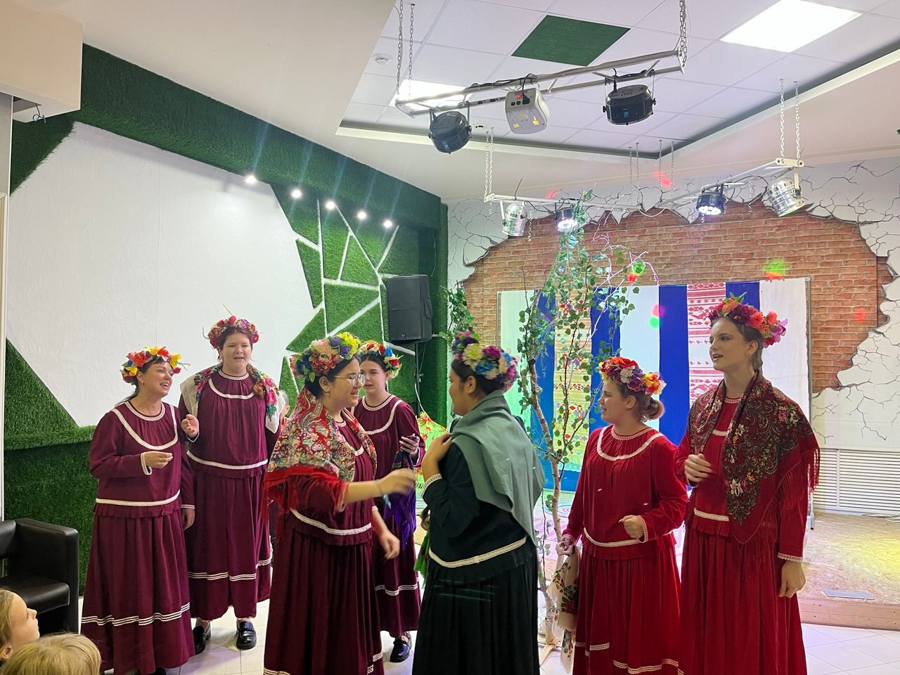 Волоконовская детская школа искусств успешно завершила проект «Кладезь традиций» Волоконовская детская школа искусств успешно завершила проект «Кладезь традиций»