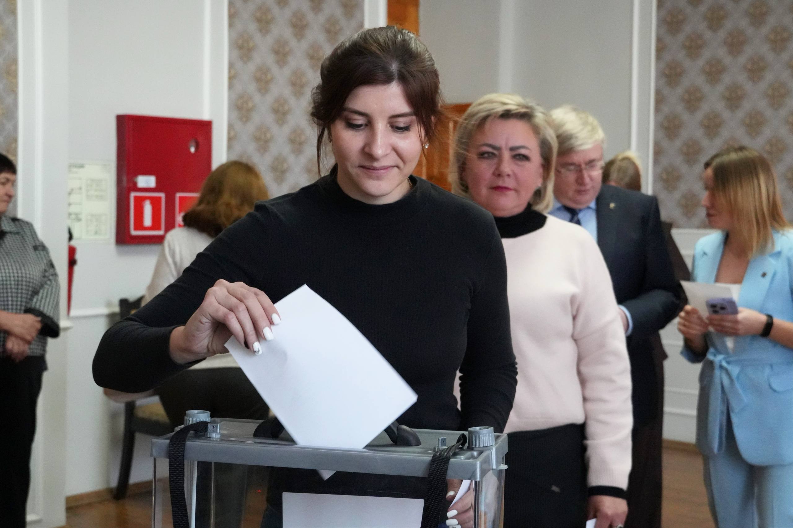 Андрей Миськов: В Доме Дерябина состоялась XXXVII конференция Новооскольского местного отделения партии «Единая Россия» Андрей Миськов: В Доме Дерябина состоялась XXXVII конференция Новооскольского местного отделения партии «Единая Россия»