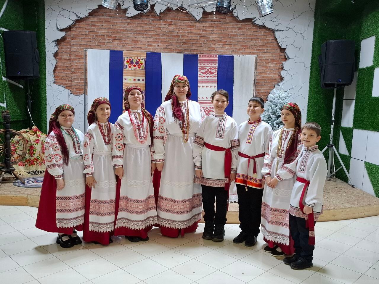 Волоконовская детская школа искусств успешно завершила проект «Кладезь традиций» Волоконовская детская школа искусств успешно завершила проект «Кладезь традиций»