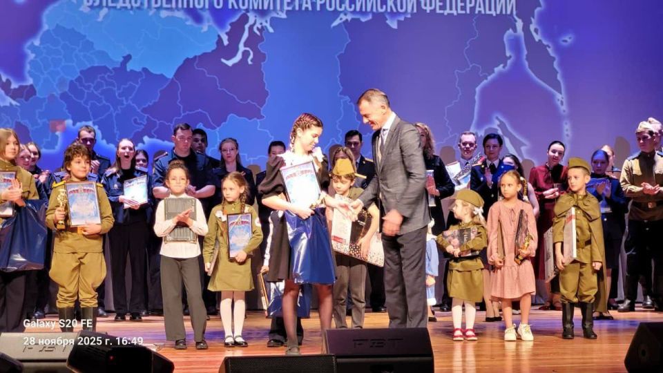 Дочь сотрудницы СУ СК России по Белгородской области София Минайлова стала призером Всероссийского конкурса художественной самодеятельности СК России в номинации «Актерское мастерство» в возрастной категории (11-15 лет)