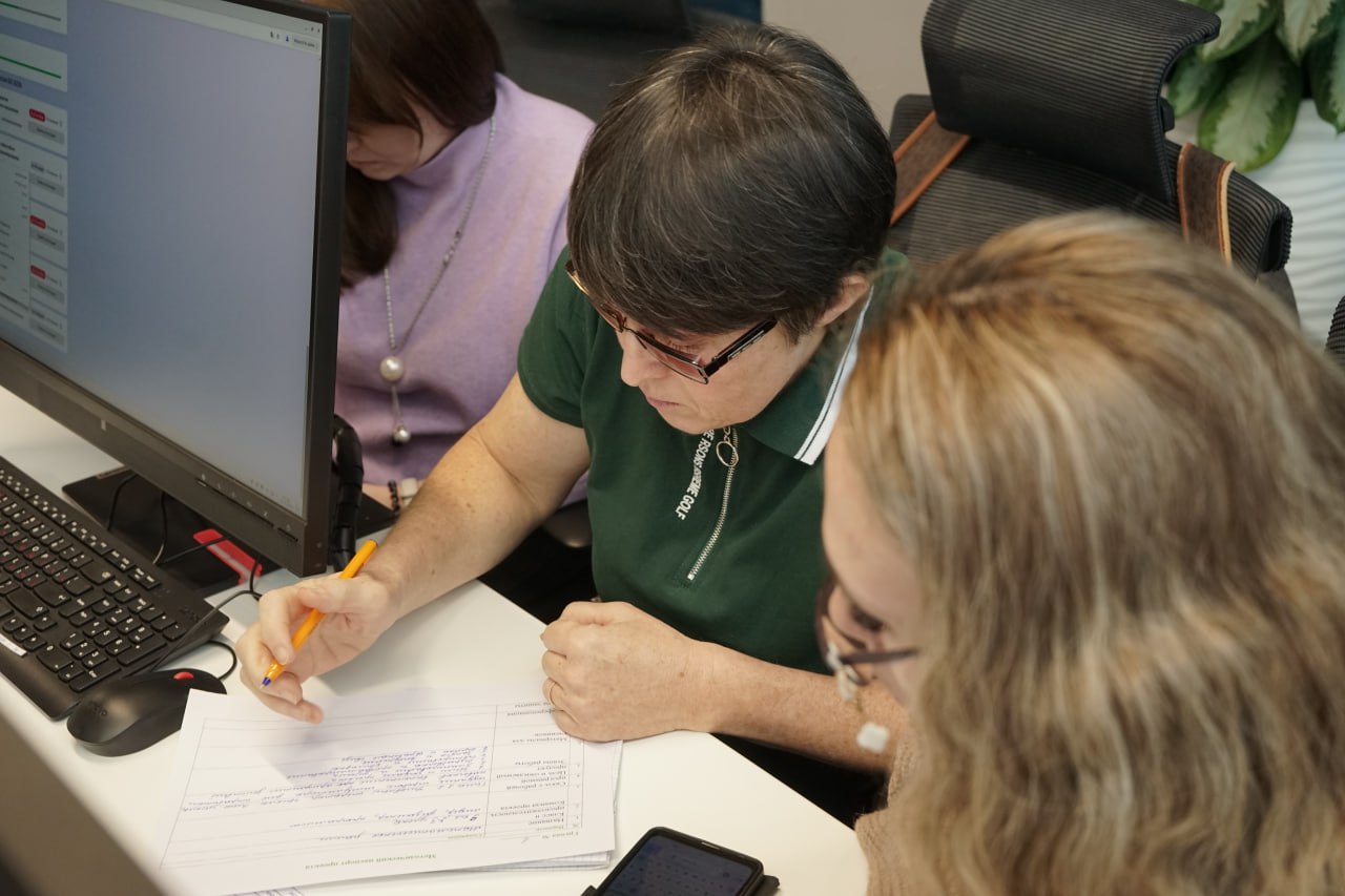 На базе «Школы 21» в Белгороде непрофильные педагоги, реализующие курсы по развитию цифровых навыков для учеников 5-9 классов, прошли повышение квалификации На базе «Школы 21» в Белгороде непрофильные педагоги, реализующие курсы по развитию цифровых навыков для учеников 5-9 классов, прошли повышение квалификации