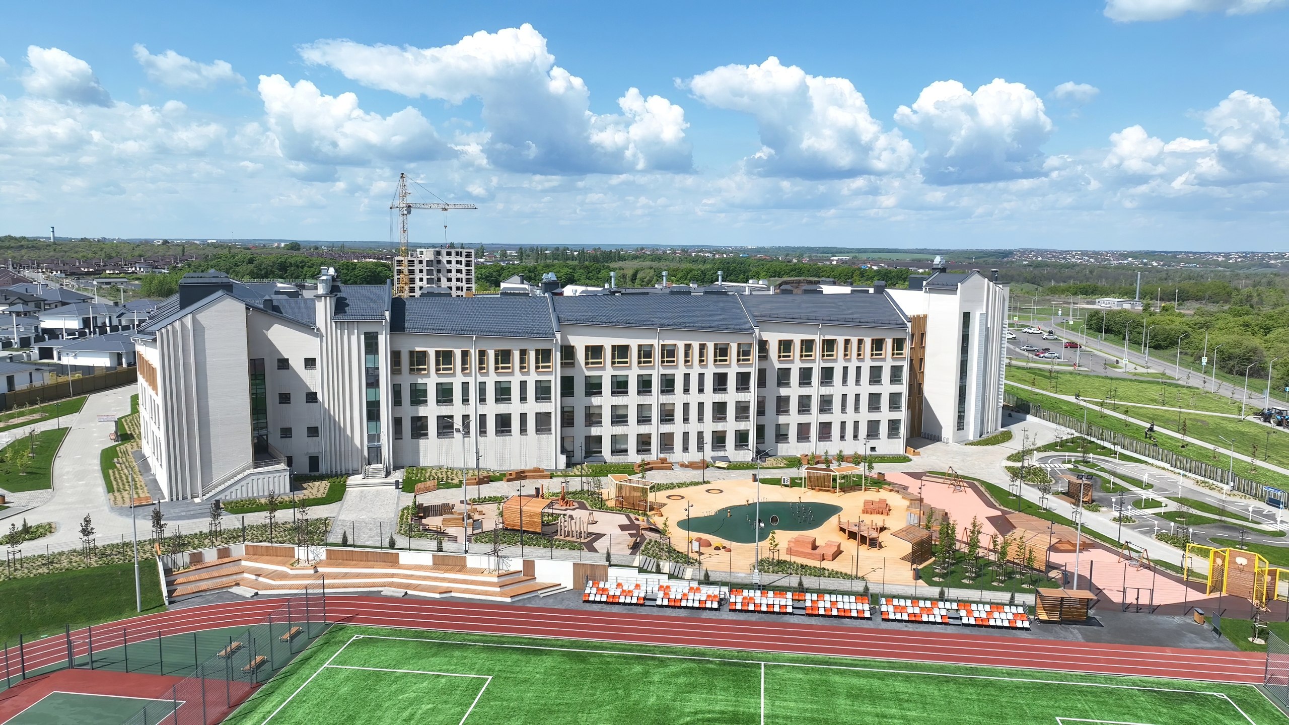 Проект нового образовательного учреждения «#МояШкола» на 1000 мест в микрорайоне «Наследие» села Репное Белгородского района был отмечен дипломом на IX Международном архитектурном фестивале Проект нового образовательного учреждения «#МояШкола» на 1000 мест в микрорайоне «Наследие» села Репное Белгородского района был отмечен дипломом на IX Международном архитектурном фестивале