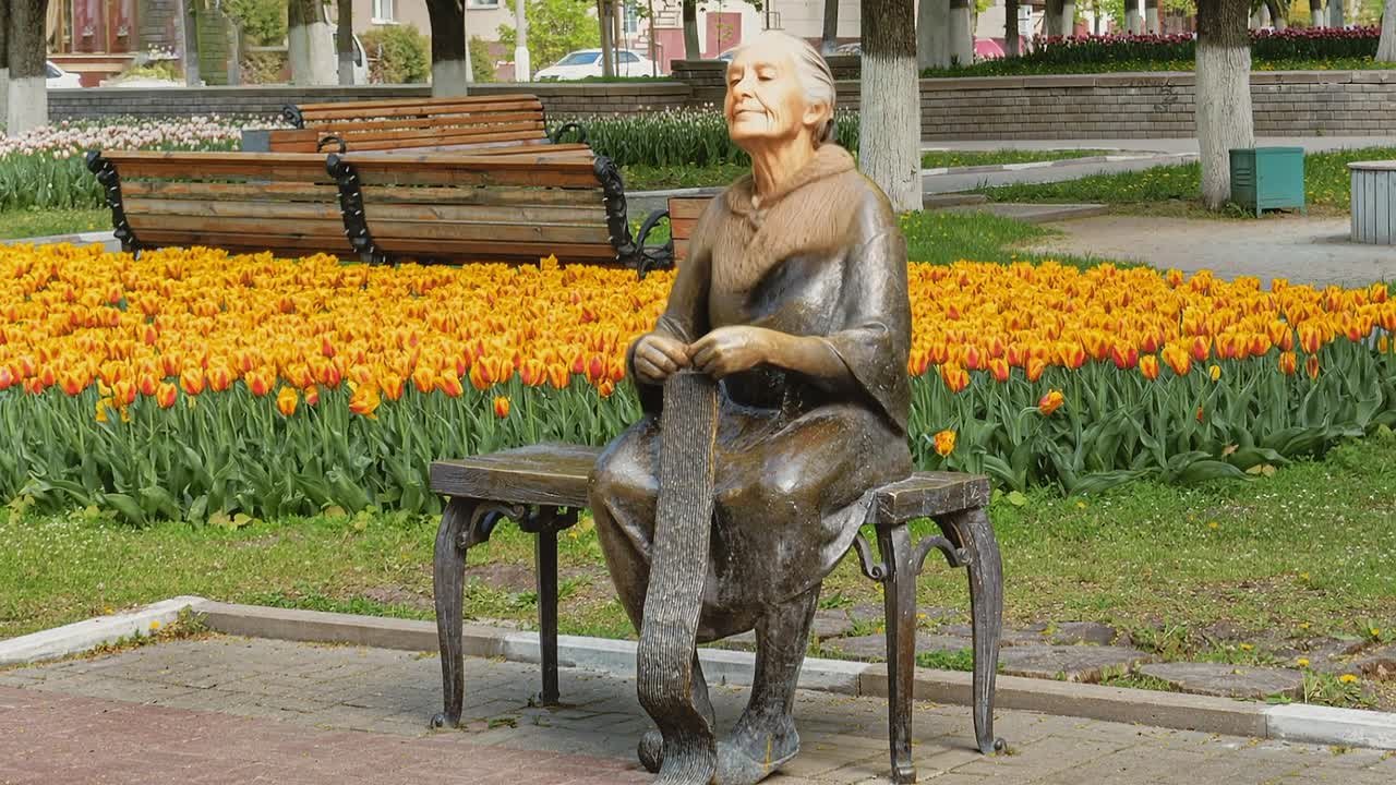 В Белгороде стартует самый добрый новогодний марафон «Бабушки вяжут»