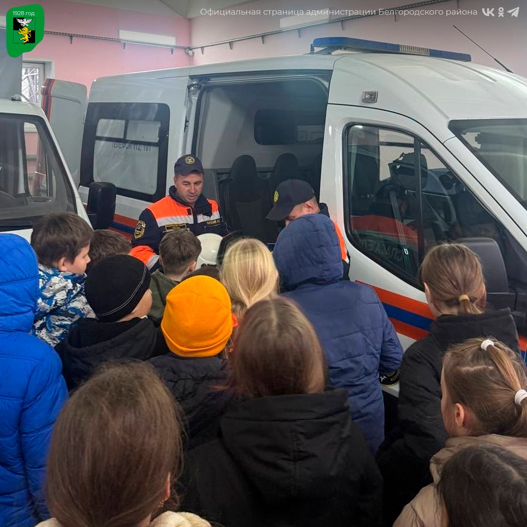 Кадетский класс Новосадовской школы совершил увлекательную экскурсию в музей МЧС Кадетский класс Новосадовской школы совершил увлекательную экскурсию в музей МЧС