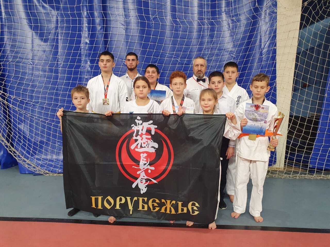 Воспитанники секции киокусинкай Вейделевской спортивной школы успешно выступили на первенстве города Белгорода!