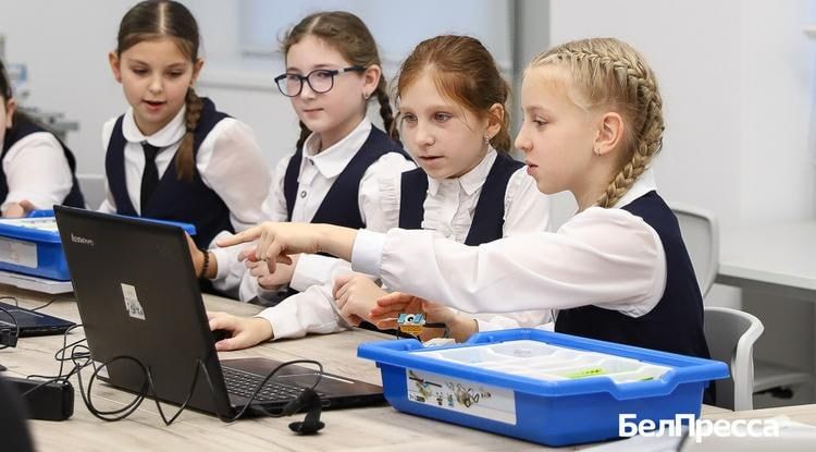 Белгородских школьников познакомили с профессиями программиста и геймдизайнера