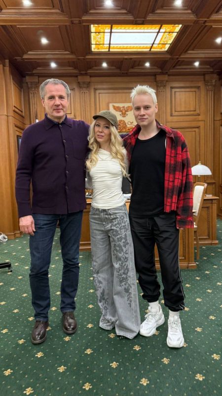 Ярослав Дронов и его супруга Екатерина Мизулина встретились с Вячеславом Гладковым