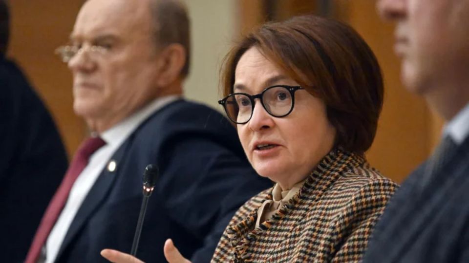 Новые налоговые изменения: НДС на банковские операции и последствия для пользователей