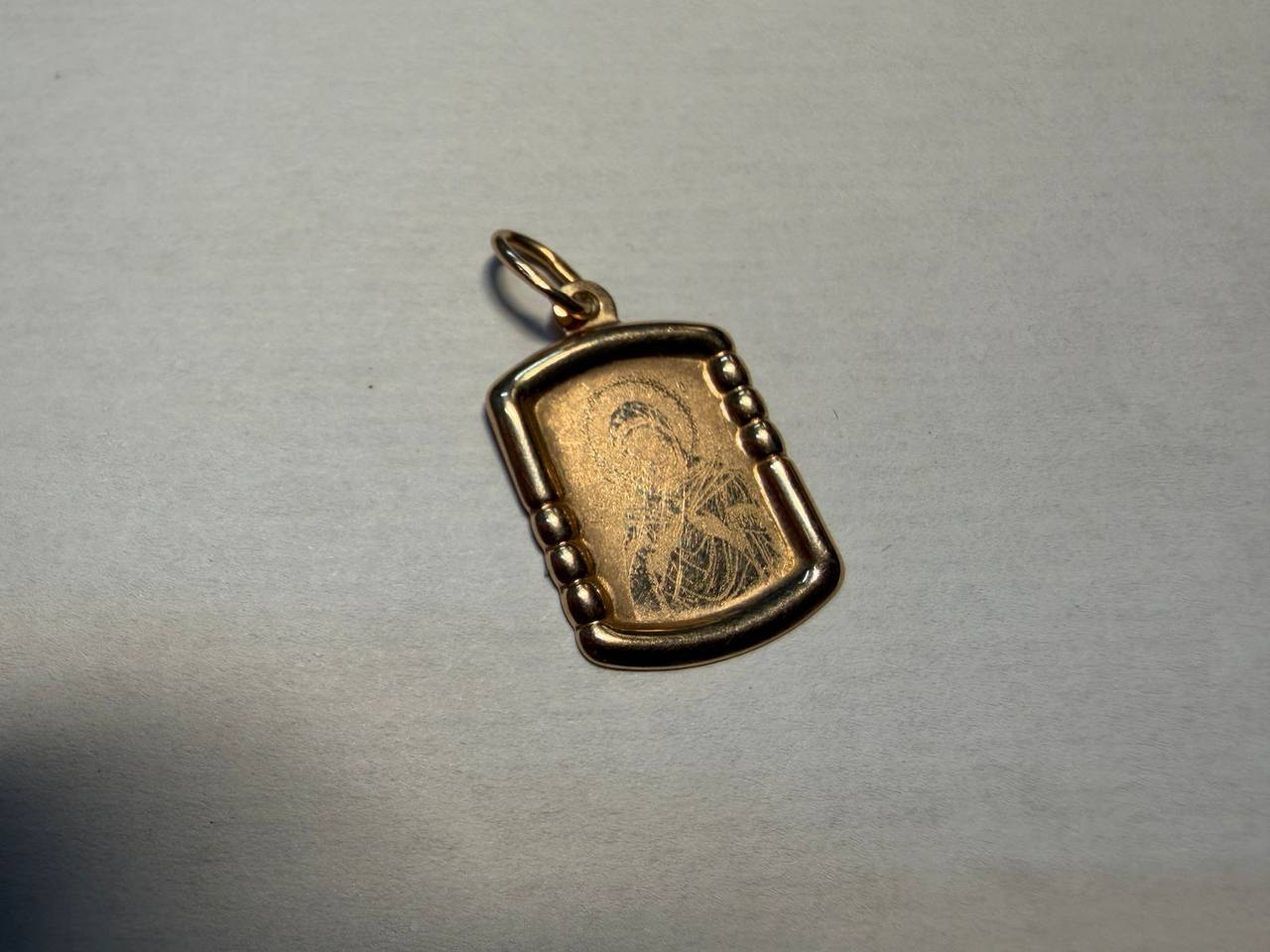 В Старом Осколе сотрудница клининговой компании украла ювелирные украшения на 80 тысяч рублей В Старом Осколе сотрудница клининговой компании украла ювелирные украшения на 80 тысяч рублей