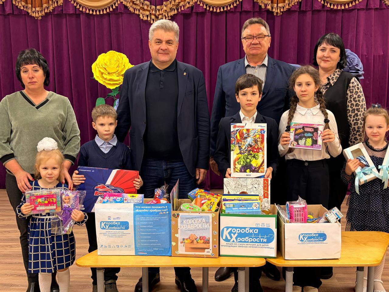 Игорь Щепин: В нашем округе стартовали новогодние благотворительные акции Игорь Щепин: В нашем округе стартовали новогодние благотворительные акции