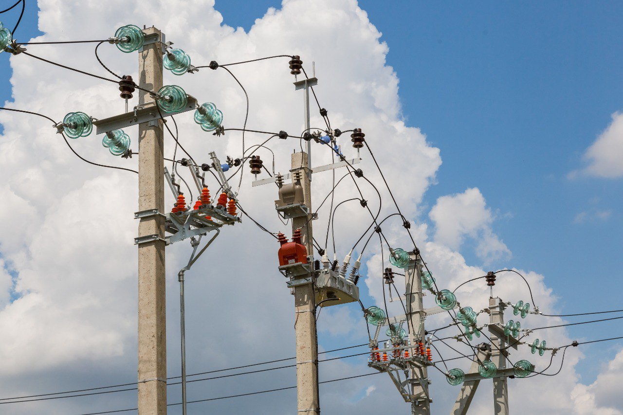 Энергетики модернизировали 23 линии электропередачи в Белгородской области Энергетики модернизировали 23 линии электропередачи в Белгородской области