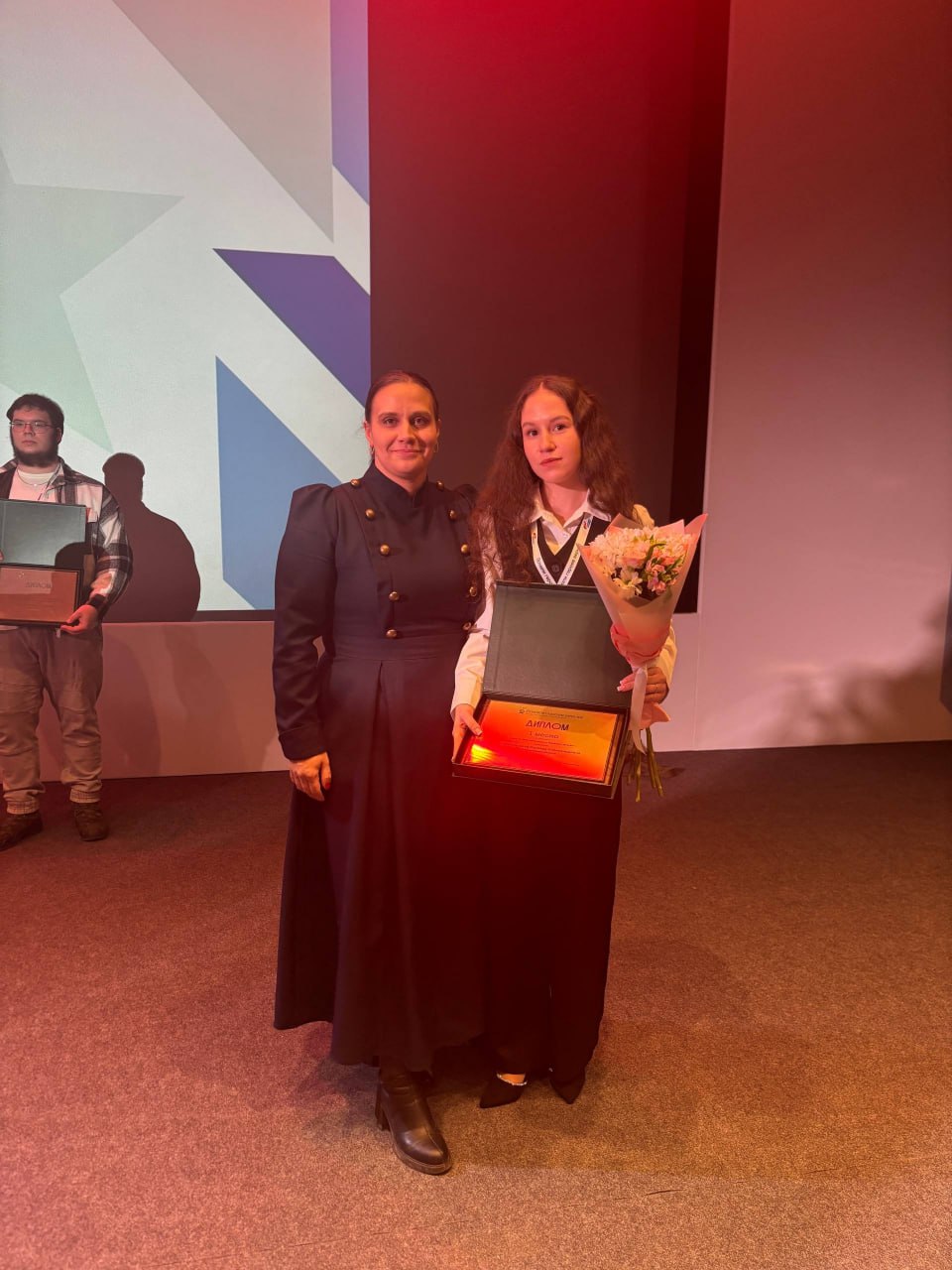 Подведены итоги Всероссийского конкурса творческих работ «Памяти героев верны!» 2025 года Подведены итоги Всероссийского конкурса творческих работ «Памяти героев верны!» 2025 года