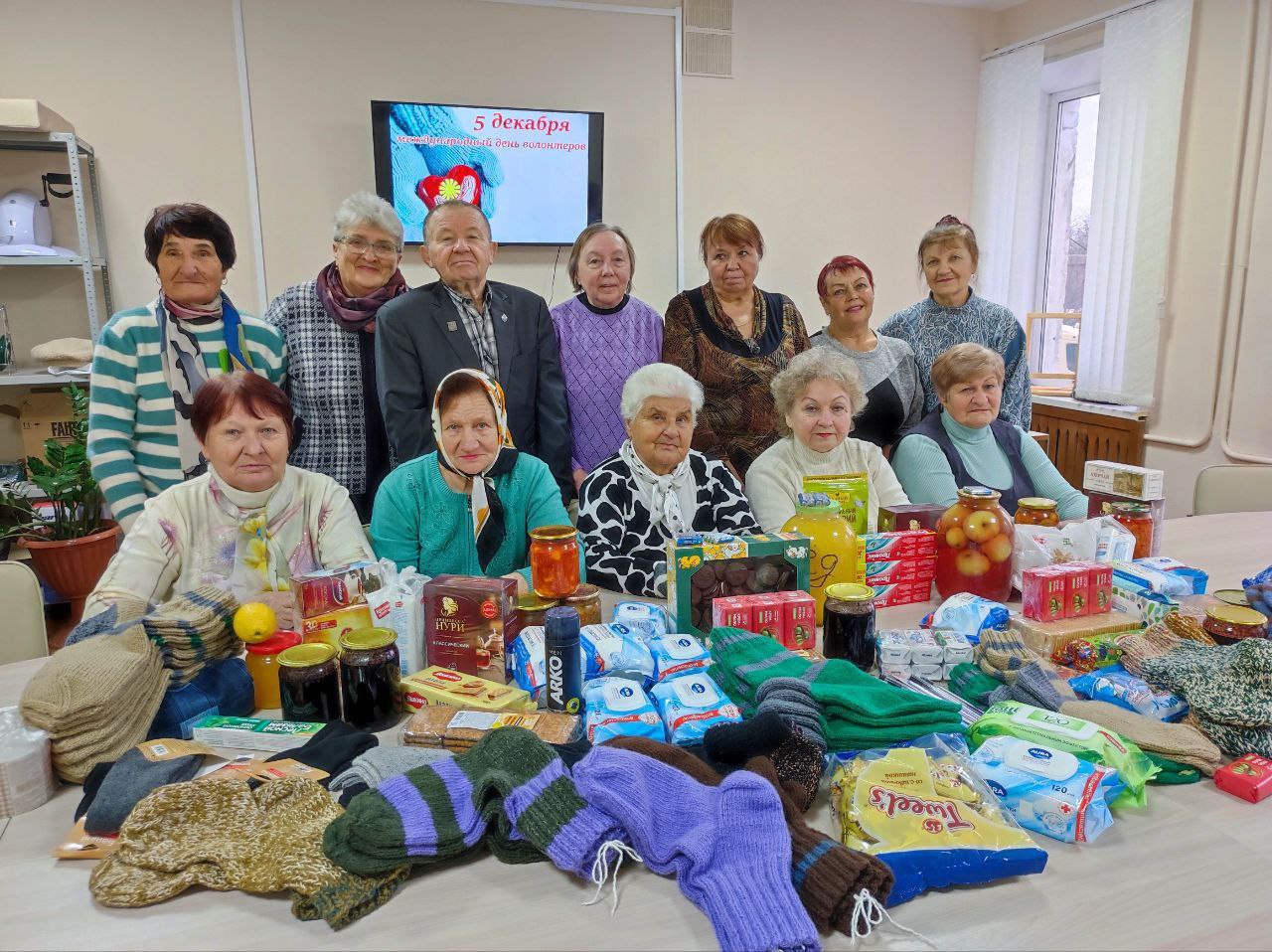 Владимир Переверзев: В Борисовском муниципальном округе продолжается всероссийская акция «Тепло для героя», реализуемая в рамках партпроекта «Старшее поколение» партии «Единая Россия»