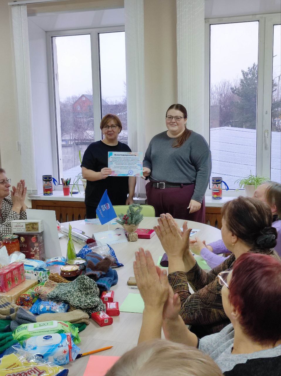 Владимир Переверзев: В Борисовском муниципальном округе продолжается всероссийская акция «Тепло для героя», реализуемая в рамках партпроекта «Старшее поколение» партии «Единая Россия» Владимир Переверзев: В Борисовском муниципальном округе продолжается всероссийская акция «Тепло для героя», реализуемая в рамках партпроекта «Старшее поколение» партии «Единая Россия»