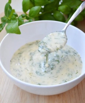 Укропный соус: как быстро создать идеальную заправку без майонеза