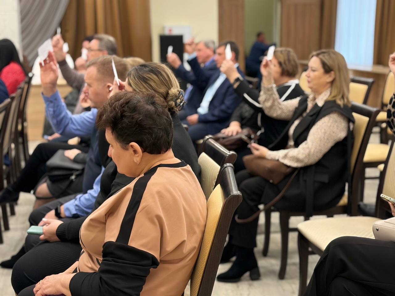 Игорь Щепин: Доброе утро, дорогие друзья! Текущая неделя выдалась очень насыщенной на события, мероприятия и рабочие поездки Игорь Щепин: Доброе утро, дорогие друзья! Текущая неделя выдалась очень насыщенной на события, мероприятия и рабочие поездки