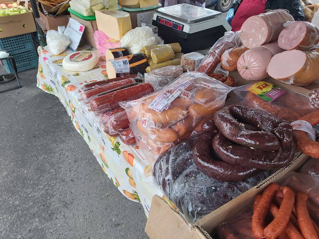 Андрей Миськов: Сегодня в Новом Осколе состоялась сельскохозяйственная ярмарка выходного дня Андрей Миськов: Сегодня в Новом Осколе состоялась сельскохозяйственная ярмарка выходного дня