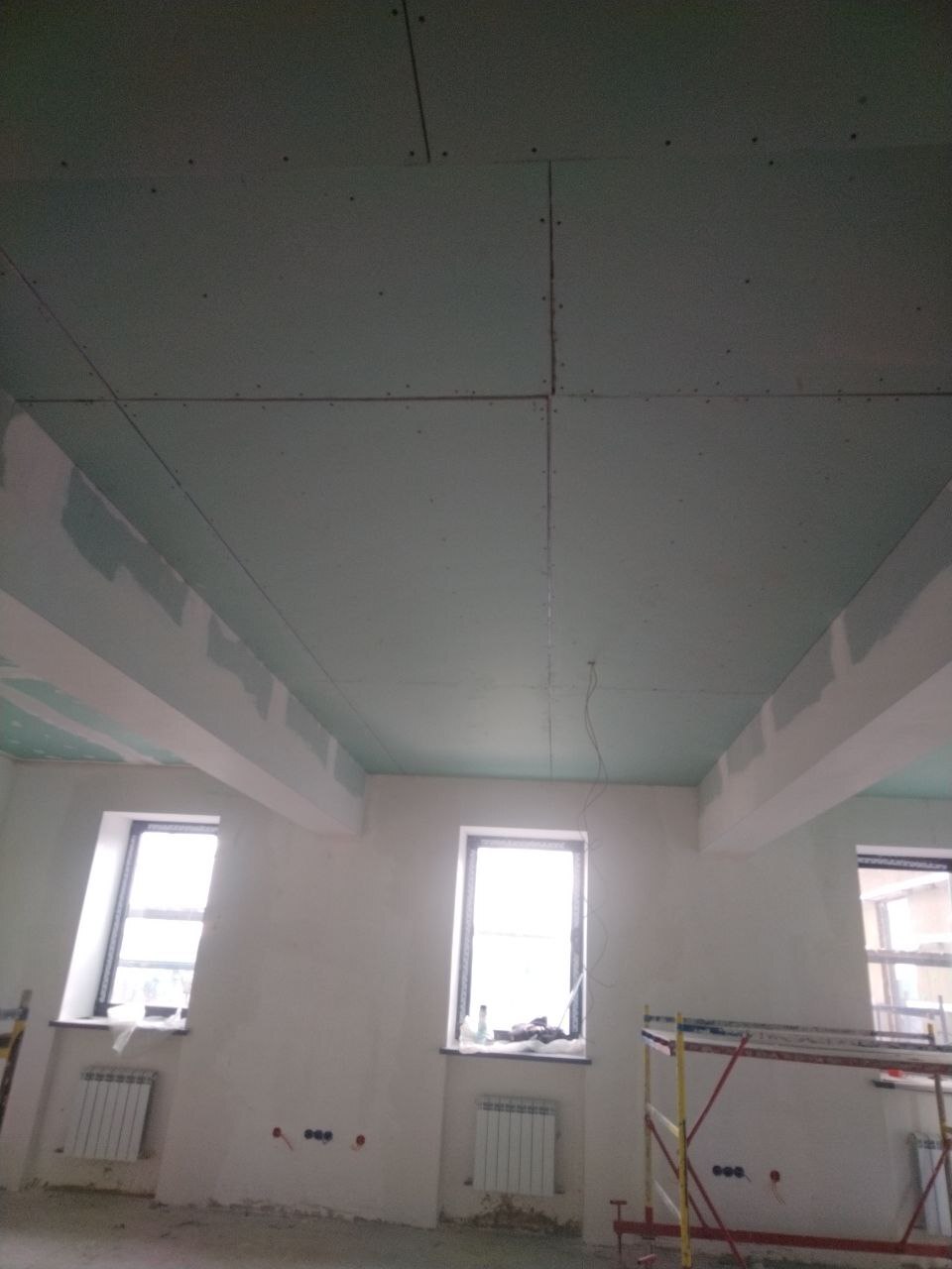 В Губкине продолжается капремонт административного здания ОГАПОУ «Губкинский горно-политехнический колледж» В Губкине продолжается капремонт административного здания ОГАПОУ «Губкинский горно-политехнический колледж»